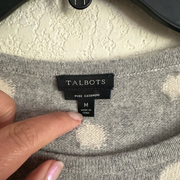 Talbots Cashmere Button Cuff Sweater Medium M Polka Dot Gray Pullover - Picture 3 of 6